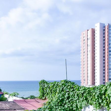 Hostal Antares Manta Bagian luar foto