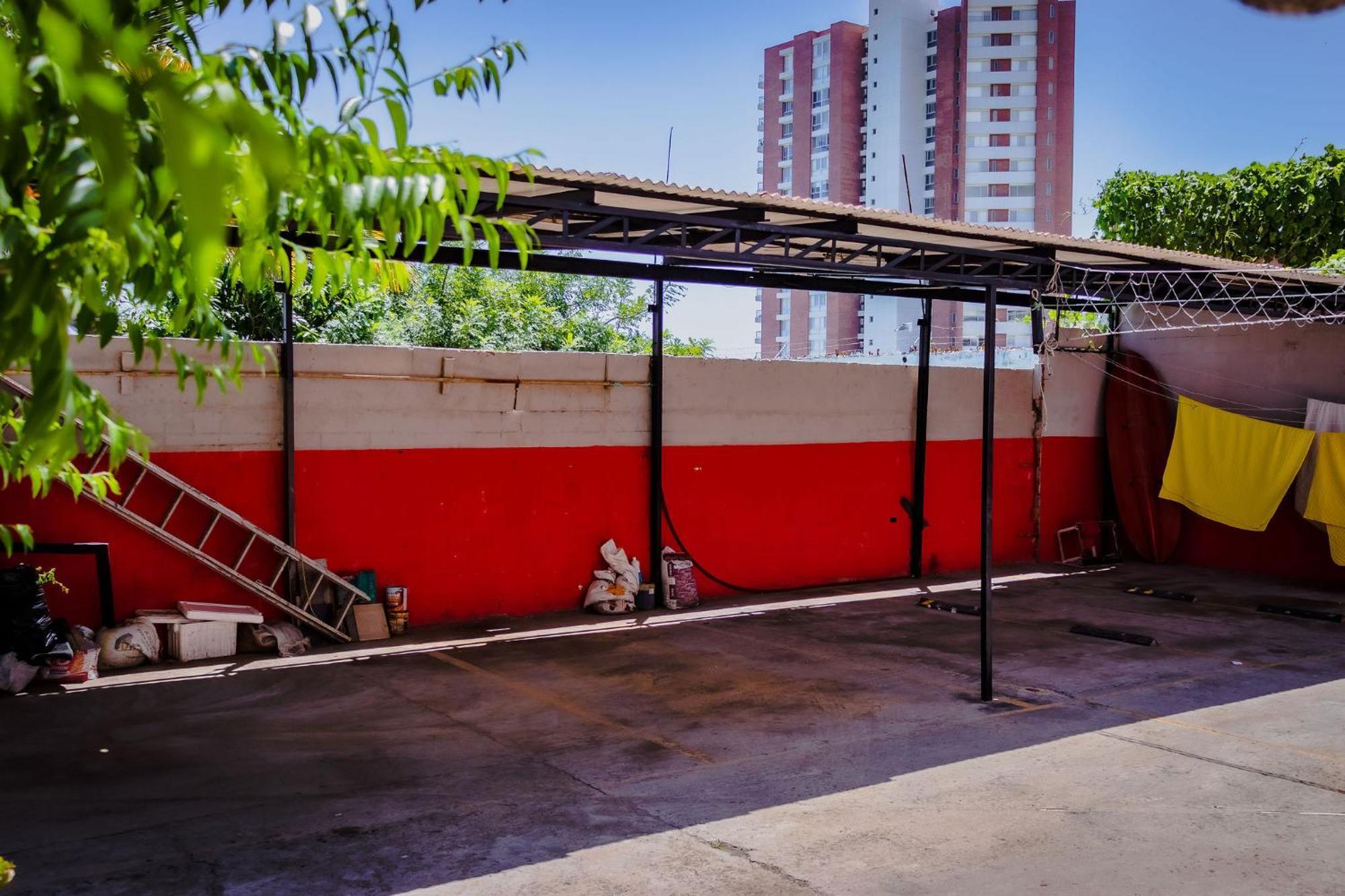 Hostal Antares Manta Bagian luar foto