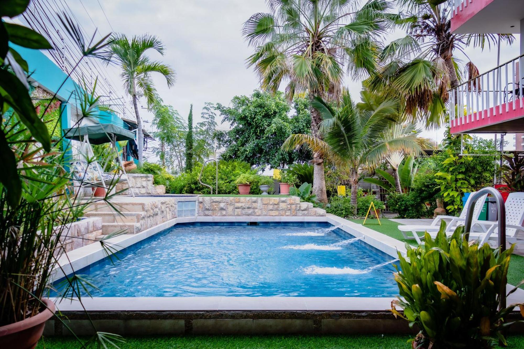 Hostal Antares Manta Bagian luar foto